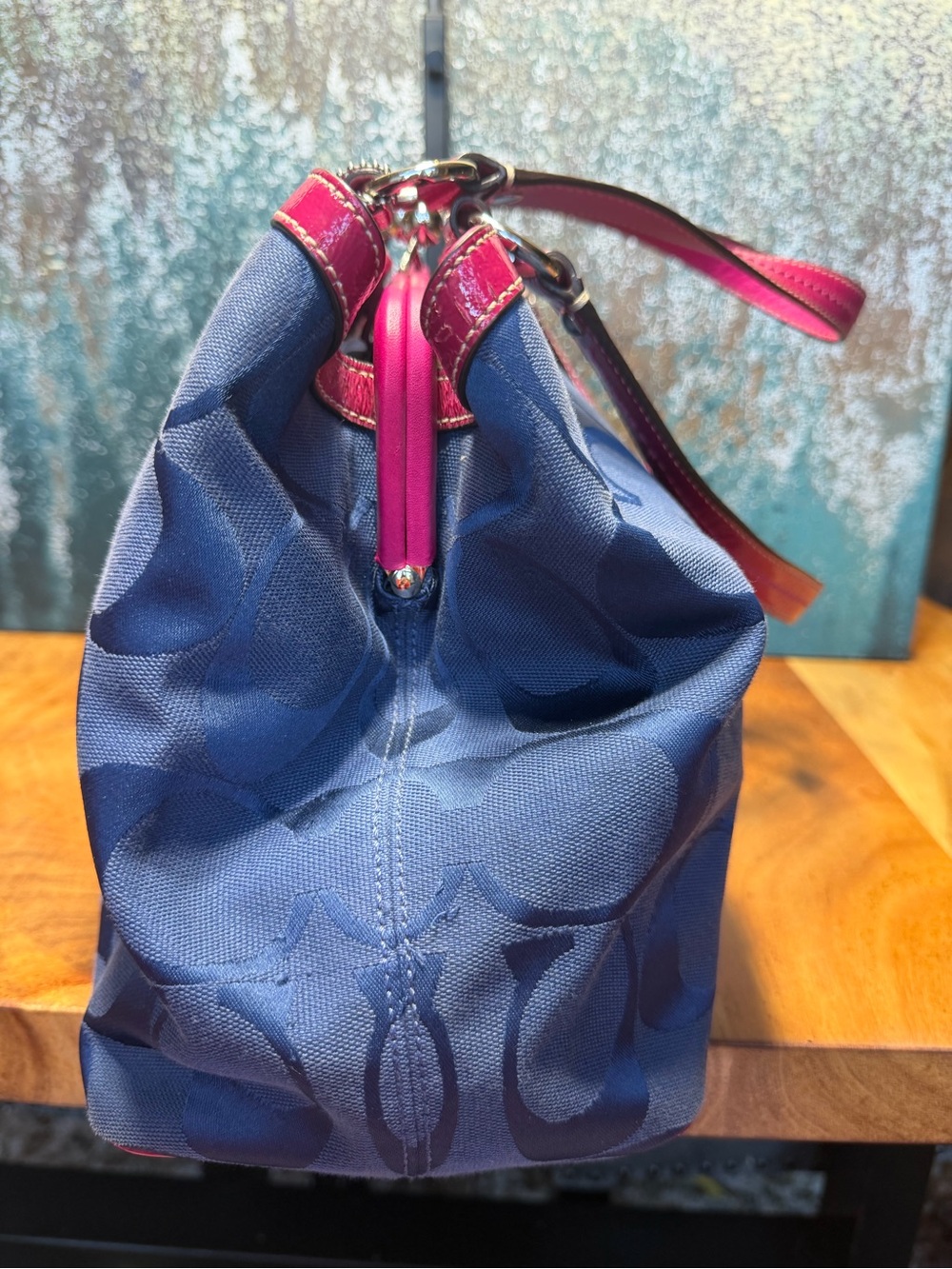 Coach Barbiecore Kisslock Y2K 2010 Laura Signature Carryall Navy Fuchsia Tote - Picture 13 of 14